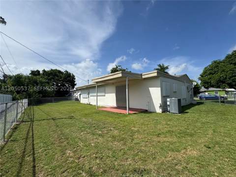 14720 Jackson St, Miami FL - photo 11 of 34