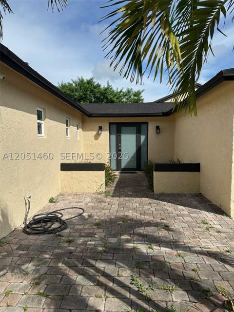 6061 NW 198th Ter, Miami FL - photo 6 of 48