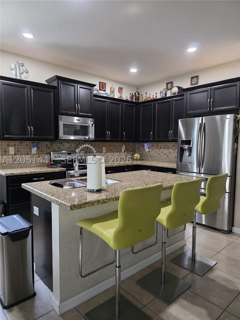 3 bedroom SingleFamilyResidence at 28363 SW 129th Ct, Lake Frances Subdivision, Homestead — photo 5