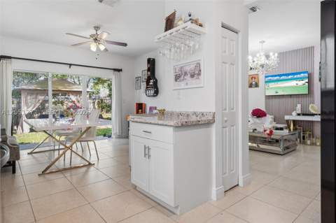357 NE 35th Ter, Homestead FL - photo 14 of 49