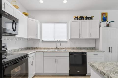 357 NE 35th Ter, Homestead FL - photo 18 of 49