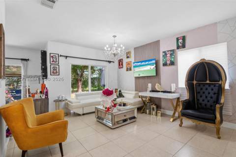 357 NE 35th Ter, Homestead FL - photo 6 of 49