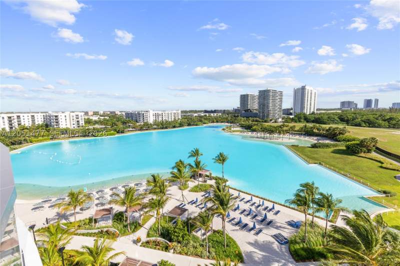 2 bedroom Condominium at 2411 Laguna Cr 611, One Park Tower, Miami — photo 3