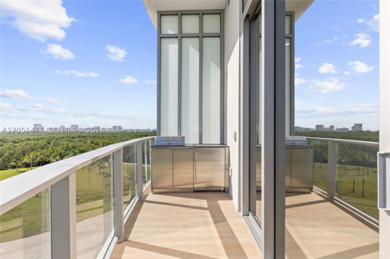 2 bedroom Condominium at 2411 Laguna Cr 611, One Park Tower, Miami — photo 4