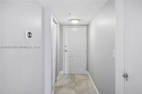16590 NE 26th Ave 502, North Miami Beach FL - photo 7 of 27