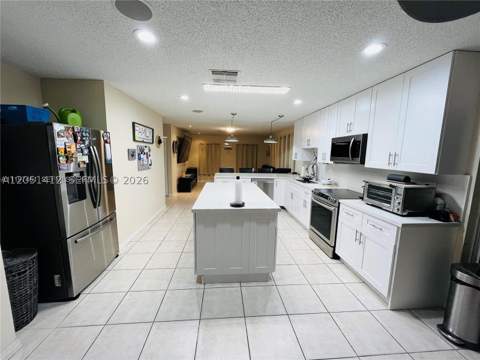 16453 SW 75th Ter, Miami FL - photo 20 of 32