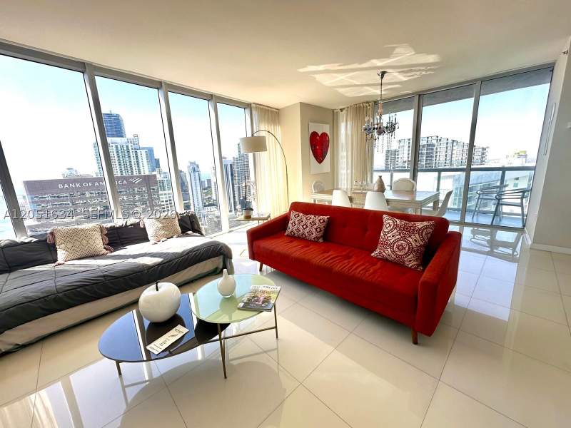 2 bedroom Condominium at 485 Brickell Ave 4408, Icon Brickell Condo No 3, Miami — photo 3