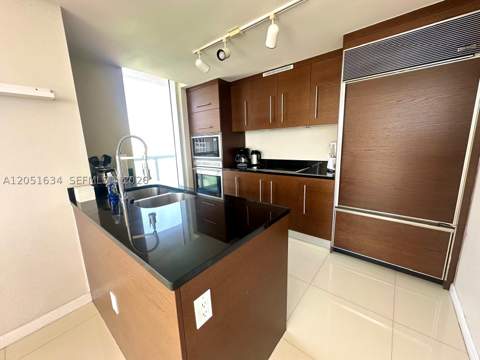 485 Brickell Ave 4408, Miami FL - photo 6 of 16