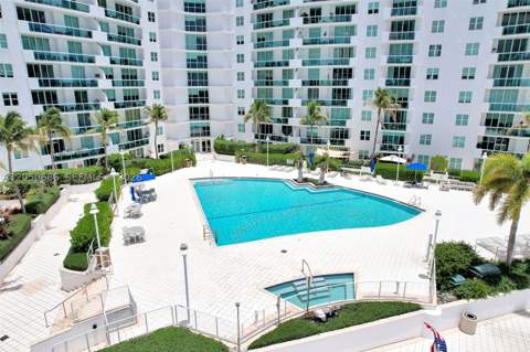 7900 Harbor Island Dr 610, North Bay Village FL - photo 10 of 60