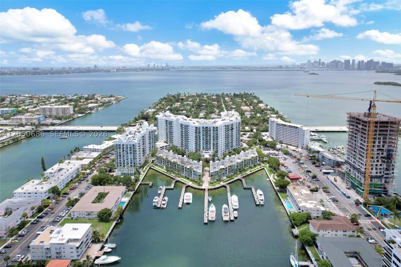 2 bedroom Condominium at 7900 Harbor Island Dr 610, 360 CONDO A, North Bay Village — photo 2