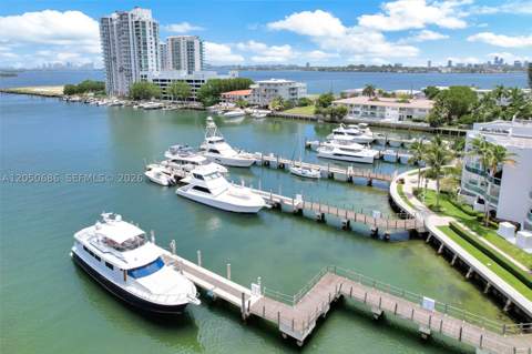 7900 Harbor Island Dr 610, North Bay Village FL - photo 9 of 60