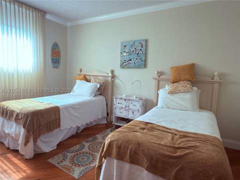 19380 Collins Ave 404, Sunny Isles Beach FL - photo 10 of 14