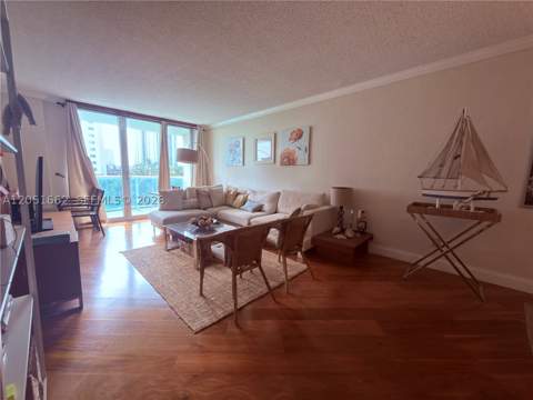19380 Collins Ave 404, Sunny Isles Beach FL - photo 6 of 14
