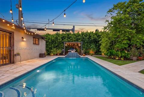 12422 SW 199th St, Miami FL - photo 10 of 33