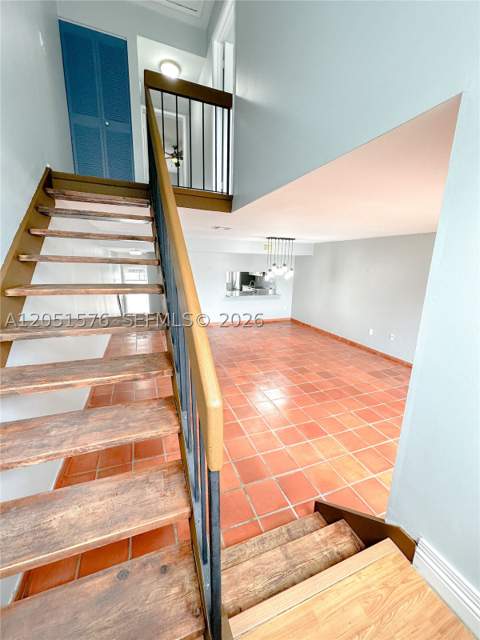 10000 NW 9th St Cir 21, Miami FL - photo 16 of 44