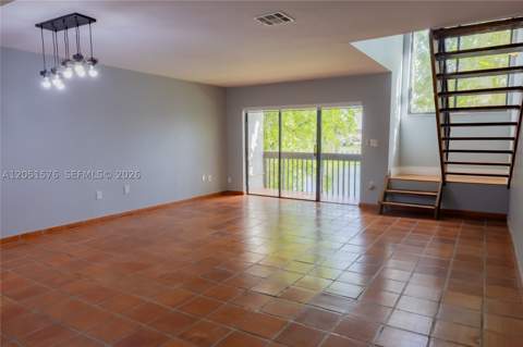 10000 NW 9th St Cir 21, Miami FL - photo 9 of 44