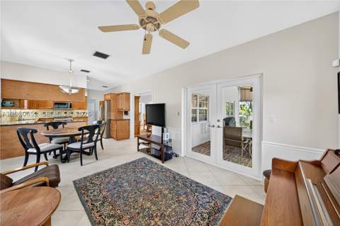 4820 Campo Sano Ct, Coral Gables FL - photo 20 of 39