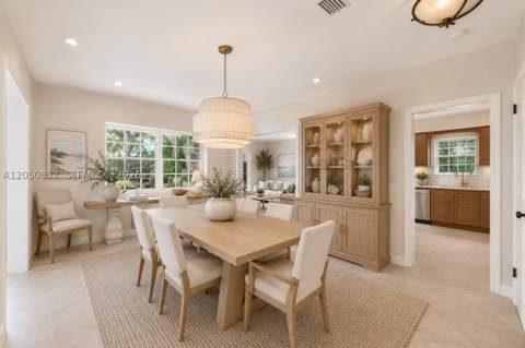 4820 Campo Sano Ct, Coral Gables FL - photo 6 of 39