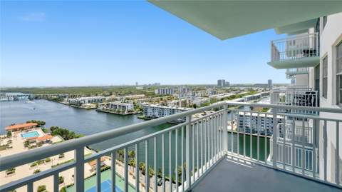 301 174th St 1907, Sunny Isles Beach FL - photo 8 of 22