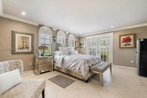 1400 Salzedo St 305, Coral Gables FL - photo 8 of 12