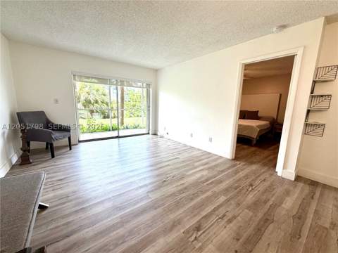 17000 NW 67th Ave 130, Hialeah FL - photo 12 of 25