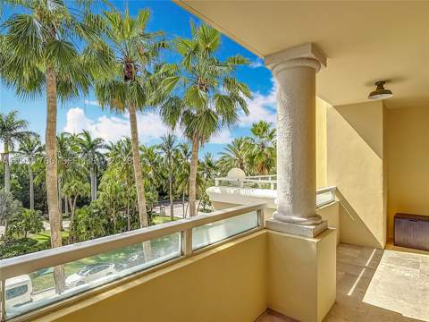 445 Grand Bay Dr 418, Key Biscayne FL - photo 13 of 26