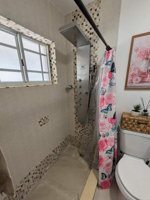 10903 W Okeechobee Road 201, Hialeah FL - photo 15 of 36