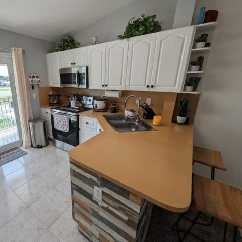 10903 W Okeechobee Road 201, Hialeah FL - photo 6 of 36