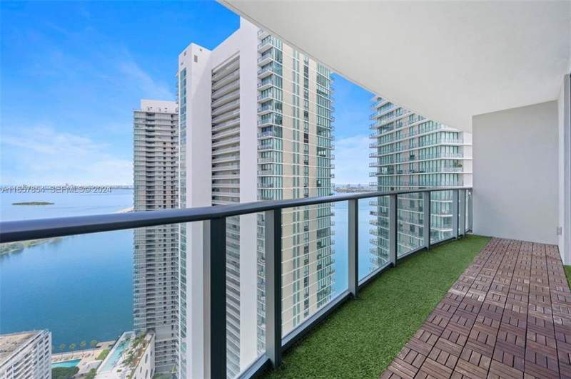 1 bedroom Condominium at 501 NE 31st Street 3804, Paraiso Bayviews Condo, Miami — photo 3