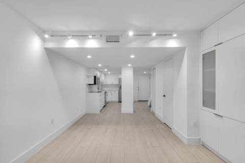 5750 Turin Street 206, Coral Gables FL - photo 10 of 38
