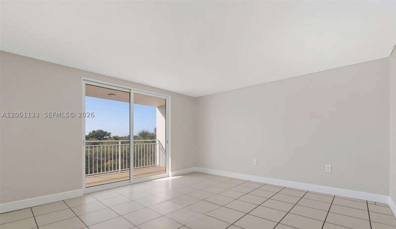 2 bedroom Condominium at 6940 Miami Gardens Dr 1-531, Coral Gate East Condo, Hialeah — photo 4