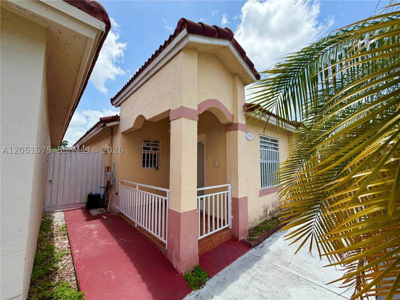 3 bedroom Townhouse at 9184 NW 119 Terr 198, Les Fontaines, Hialeah Gardens — photo 2