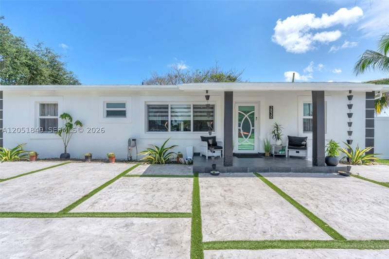 5 bedroom SingleFamilyResidence at 2830 NW 156th St, Golden Highlands Est, Miami Gardens — photo 5