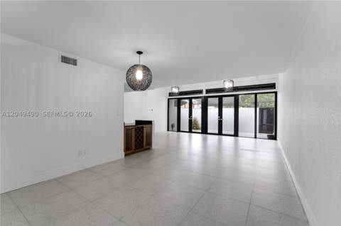 8054 SW 86th Ter, Miami FL - photo 7 of 48