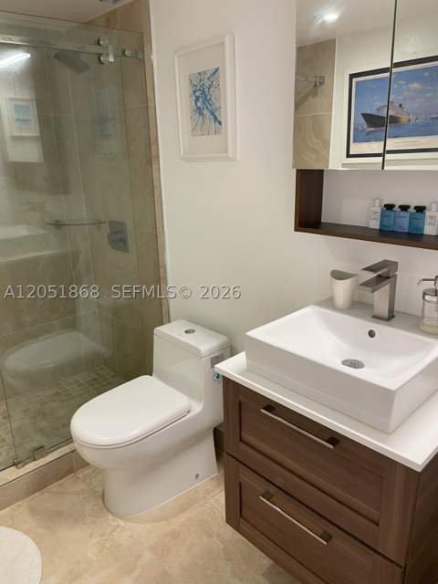 170 Ocean Lane Dr 305, Key Biscayne FL - photo 17 of 49