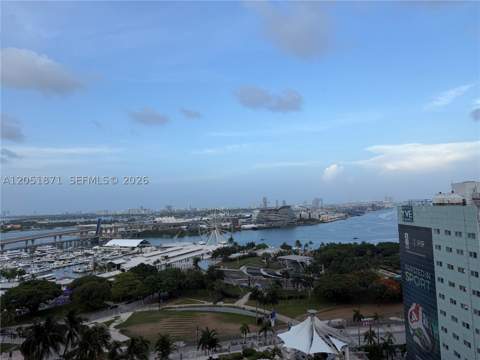 253 NE 2nd St 3907, Miami FL - photo 21 of 44