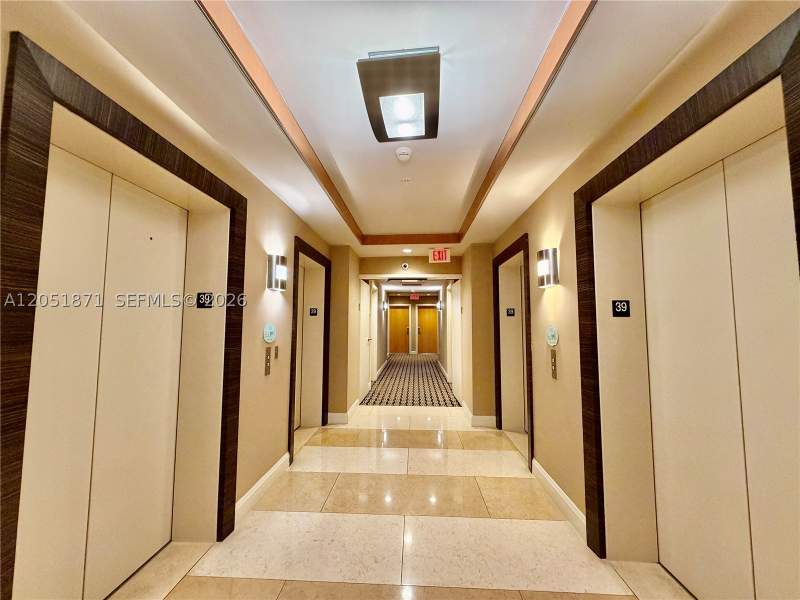 0 bedroom Condominium at 253 NE 2nd St 3907, Vizcayne South Condo, Miami — photo 4