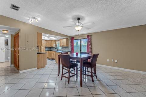 6860 SW 18th St, Miami FL - photo 8 of 35