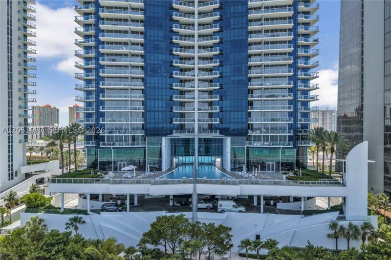 3 bedroom Condominium at 17121 Collins Avenue 4205, Jade Ocean Condo, Sunny Isles Beach — photo 4