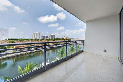 2950 NE 188th St 406, Aventura FL - photo 14 of 40