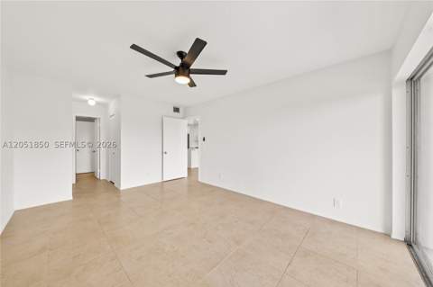 7900 Camino Cir 406, Miami FL - photo 11 of 21