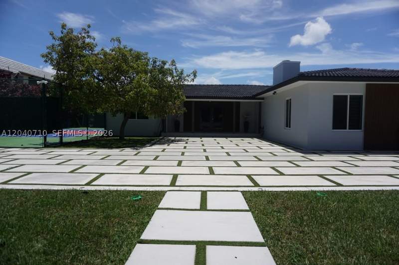 5 bedroom SingleFamilyResidence at 6940 SW 89th Ct, Kirk Acreage, Miami — photo 2