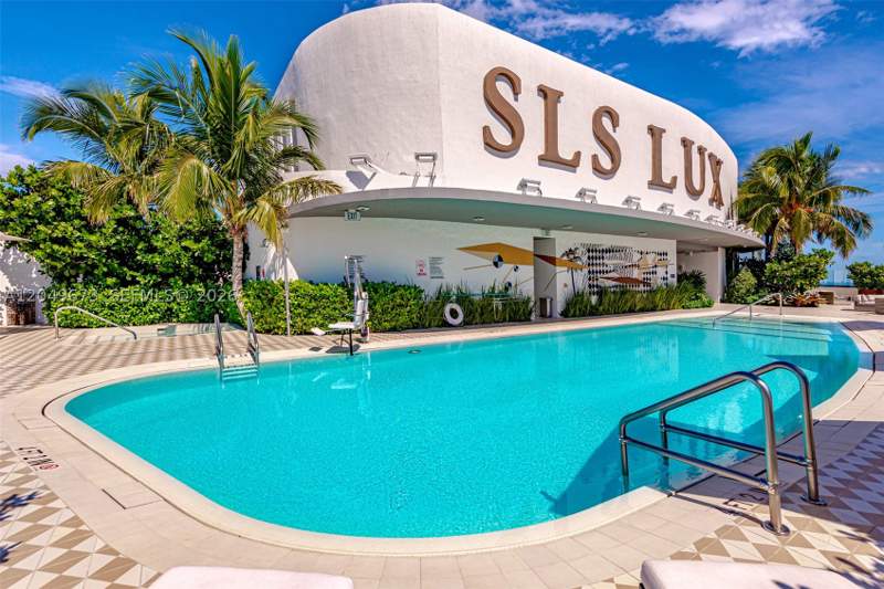 3 bedroom Condominium at 801 S Miami Ave 4608, 801 SMA RESIDENCES CONDO, Miami — photo 1