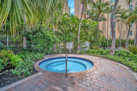 3340 NE 190th St 1206, Aventura FL - photo 15 of 42