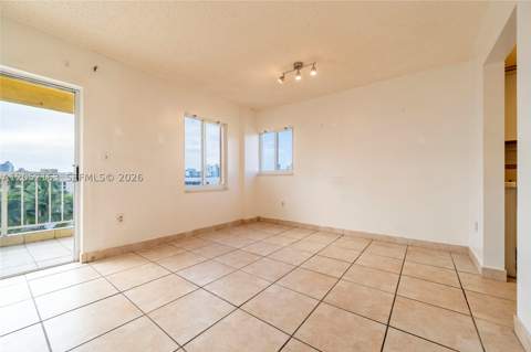 200 178th Dr 711, Sunny Isles Beach FL - photo 14 of 35