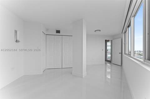 7135 Collins Ave 1535, Miami Beach FL - photo 18 of 46