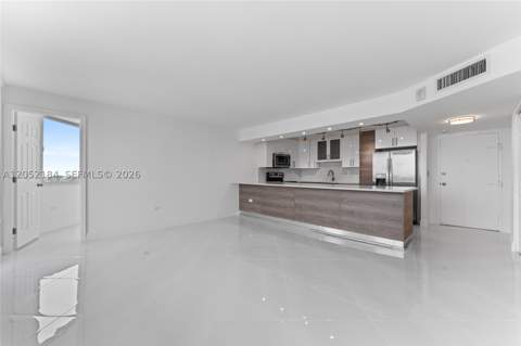 7135 Collins Ave 1535, Miami Beach FL - photo 8 of 46