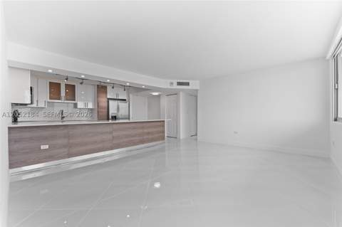 7135 Collins Ave 1535, Miami Beach FL - photo 9 of 46