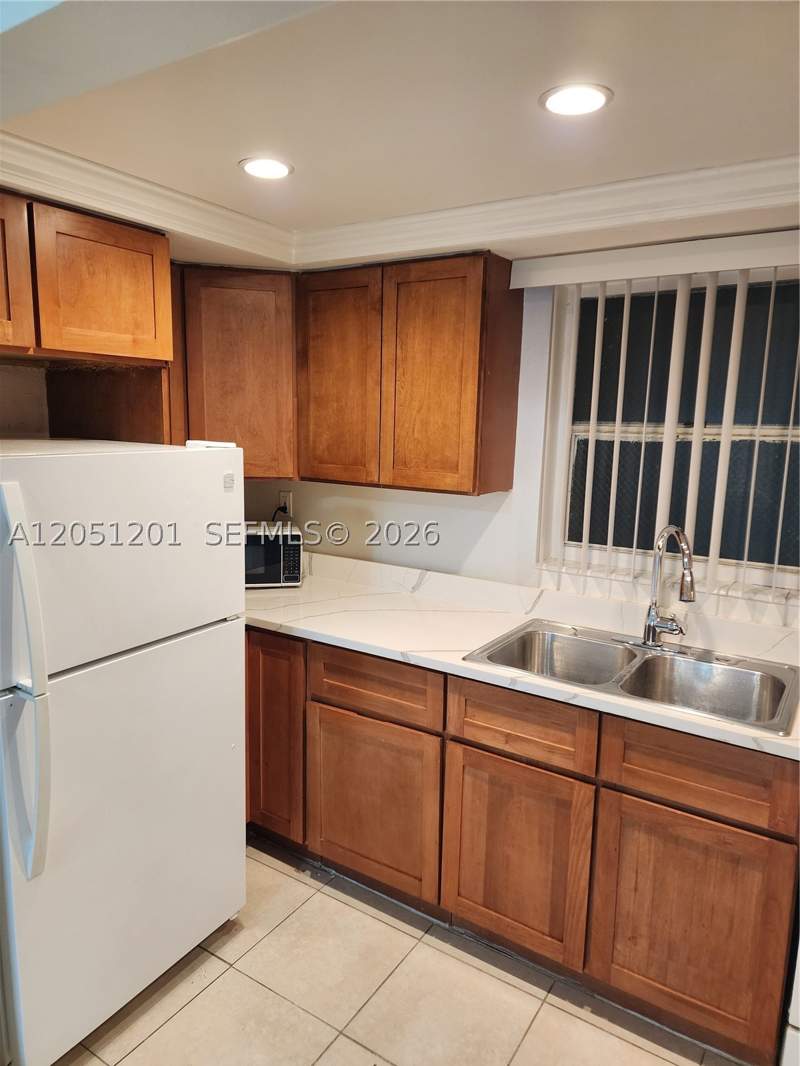 1 bedroom Condominium at 7410 SW 82nd St K110, Village At Dadeland Condo, Miami — photo 2
