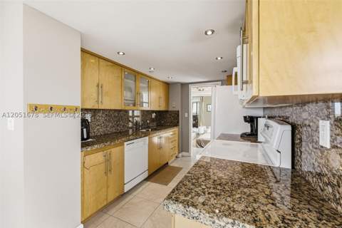 2000 Towerside Ter 1911, Miami FL - photo 8 of 80